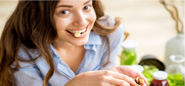 Benar Gak Sih Kacang Penyebab Jerawat?