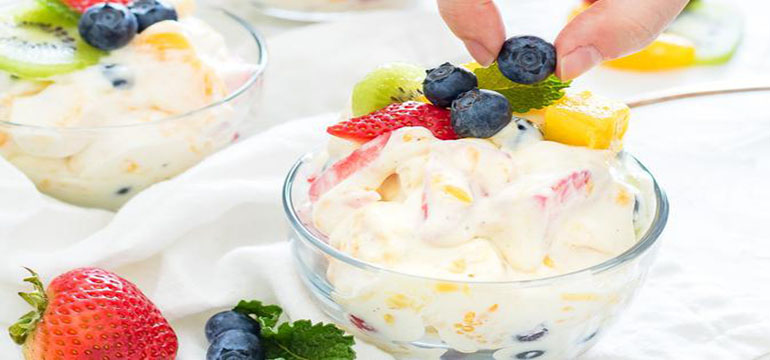 3 Resep Mudah Membuat Salad Buah untuk Dessert Sehat dan Nikmat