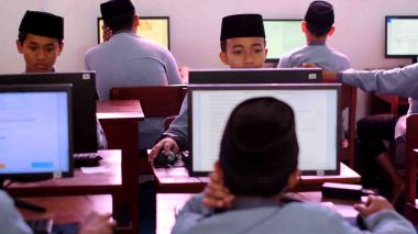 50 Soal Akidah Akhlak Kelas 10 dengan Kunci Jawaban Lengkap
