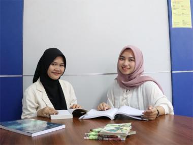 Bagaimana Memilih Kampus Swasta Akreditasi Resmi dengan Komunitas Mahasiswa Kuat & Magang Terarah? Temukan di Sini!