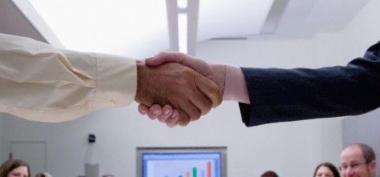 Membangun Support System Kuat ala Kursus YukBelajar: Fondasi Kesuksesan Dalam Network Marketing